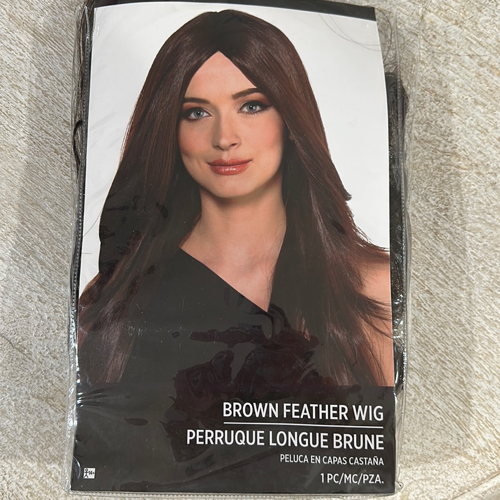 Brown feather synthetic wig. Never used.
